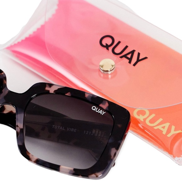 QUAY Total Vibe Sunglasses Milky Tortoise Frame Smoke Gradient Lens Square NWT main image 13